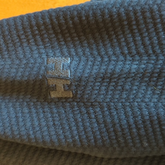 Like new Helly Hansen pull-on sweatshirt - Picture 4 of 9